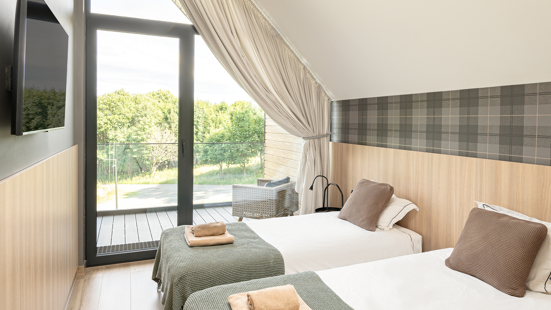 Domek w górach na ferie: sypialnia z dwoma łóżkami w domu Campo Resort